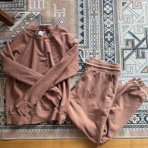 MATE The Label SET: organic terry raglan sweatshirt & jogger sweatpants, Sedona